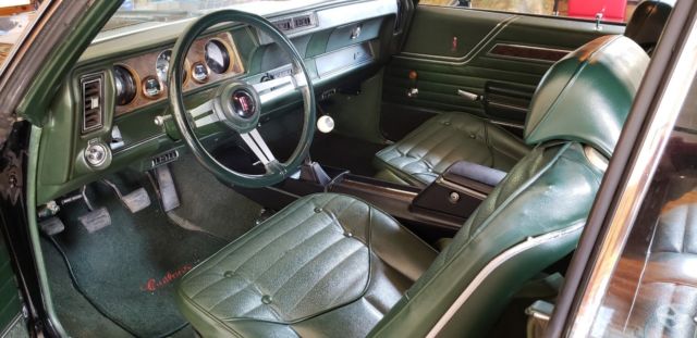 1970 Oldsmobile Cutlass S Holiday Coupe - photo 3