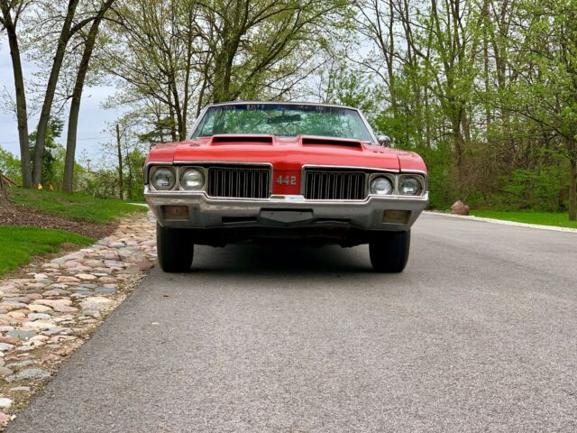 1970 Oldsmobile 442 442 #'s Matching 4 speed - photo 3