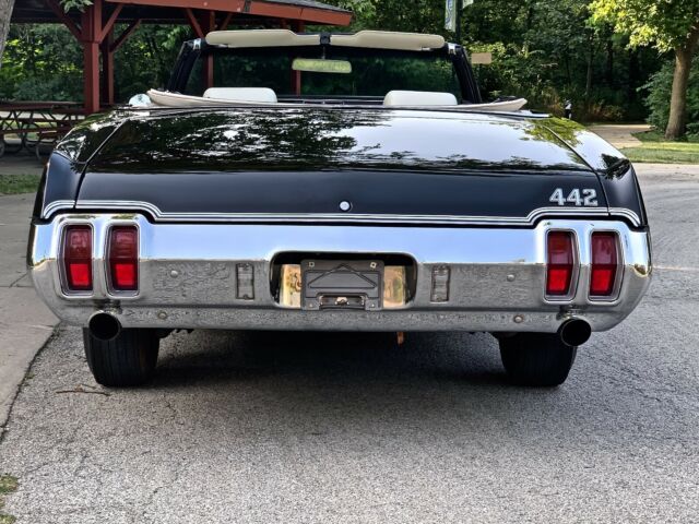 1970 Oldsmobile 442 442 Ebony Over Pea - photo 5