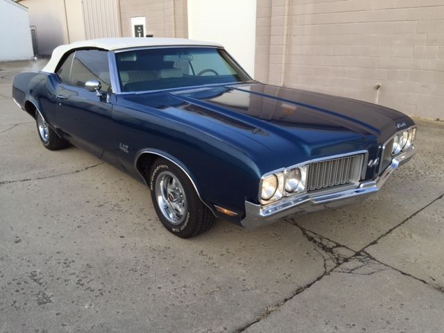 1970 Oldsmobile 442 VINYL - photo 2