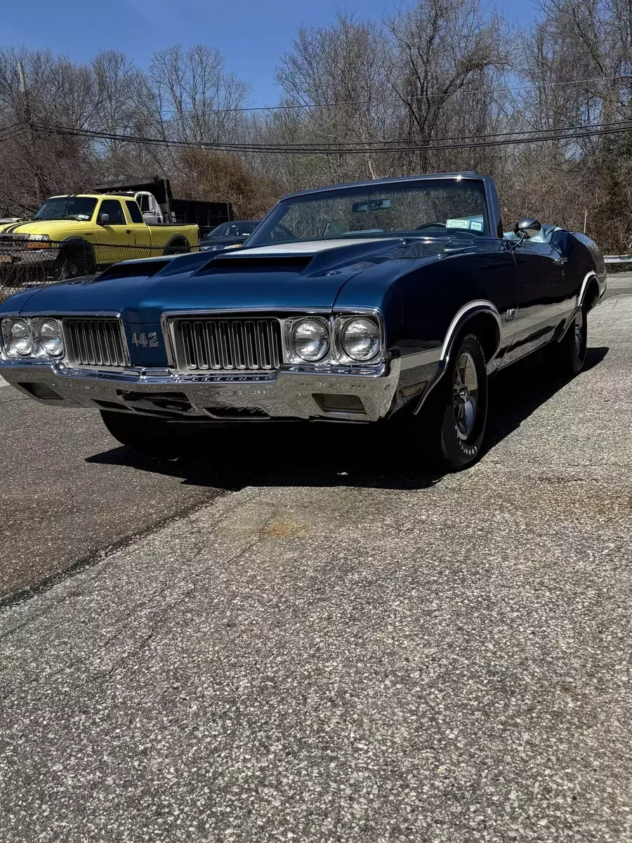 1970 Oldsmobile 442 Convertible Blue 1970 Oldsmobile 442