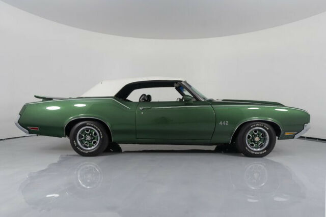 1970 Oldsmobile 442 Convertible - photo 10