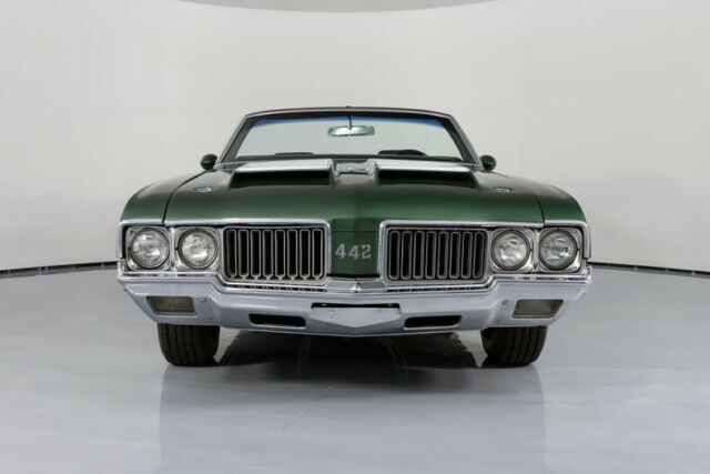 1970 Oldsmobile 442 Convertible - photo 2