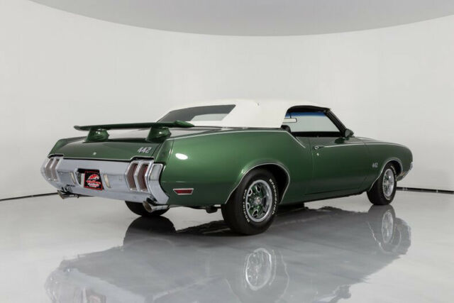1970 Oldsmobile 442 Convertible - photo 8