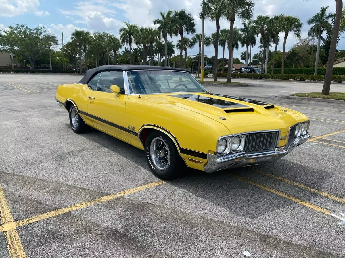 1970 Oldsmobile 442 Convertible Yellow W-30 1970 Oldsmobile 442 W-30