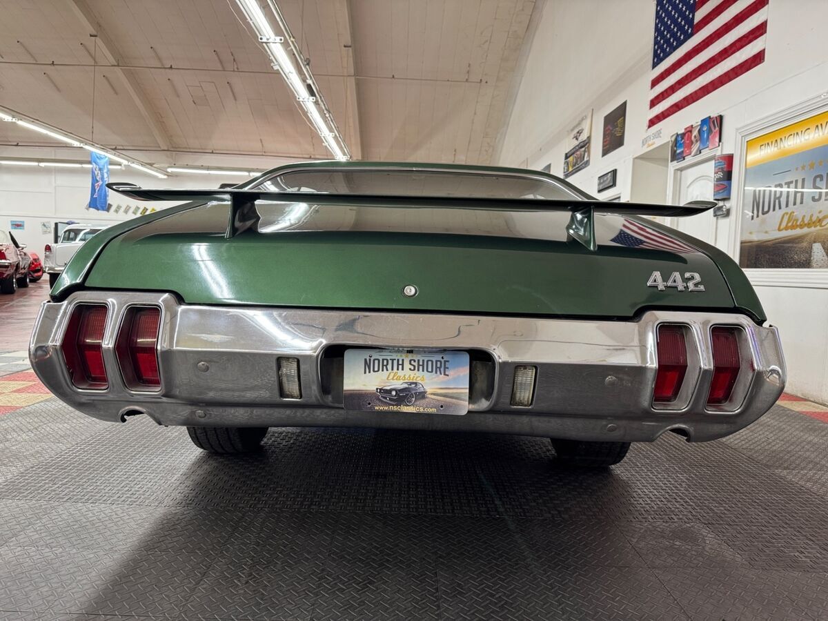 1970 Oldsmobile 442 - W-30 - ORIGINAL CONDITION - SAME OWNER FOR 45 YE - photo 13