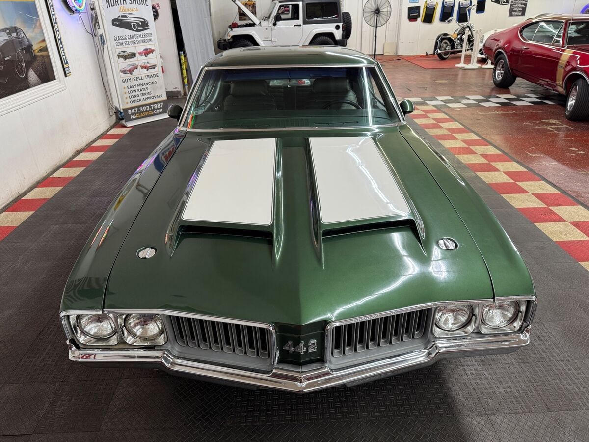1970 Oldsmobile 442 - W-30 - ORIGINAL CONDITION - SAME OWNER FOR 45 YE - photo 5