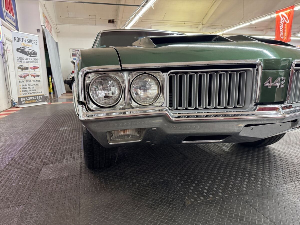 1970 Oldsmobile 442 - W-30 - ORIGINAL CONDITION - SAME OWNER FOR 45 YE - photo 8