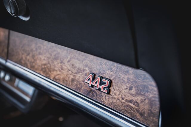1970 Oldsmobile 442 W-30 4 Speed Convertible - photo 12