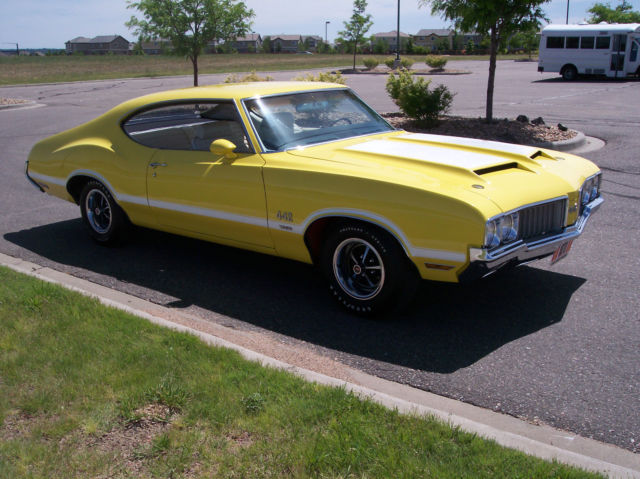 1970 Oldsmobile 442 Holiday Coupe - photo 2
