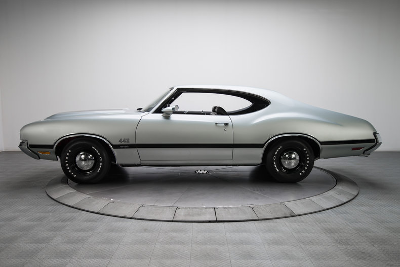 1970 Oldsmobile 442 W-30 - photo 6