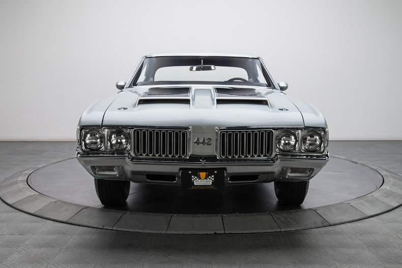 1970 Oldsmobile 442 W-30 - photo 8