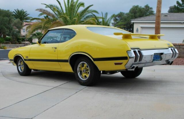 1970 Oldsmobile 442 Full Restoration, Air, Auto, Rare Colors, Stunning - photo 8