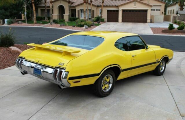 1970 Oldsmobile 442 Full Restoration, Air, Auto, Rare Colors, Stunning - photo 11