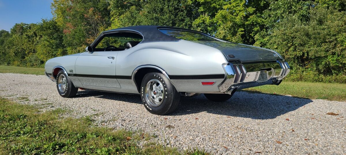 1970 Oldsmobile 442 - photo 3