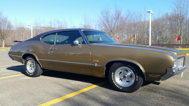 1970 Oldsmobile Cutlass "S" Olds 1970 Oldsmobile Cutlass