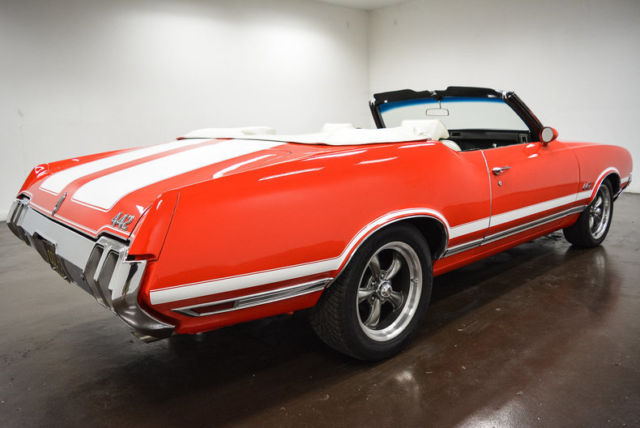 1970 Oldsmobile Cutlass -- - photo 7