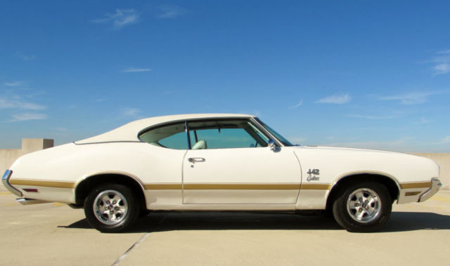 1970 OLDSMOBILE CUTLASS 442 CLONE RUNS LIKE NEW NO RESERVE VERY RARE 1970 Oldsmobile Cutlass