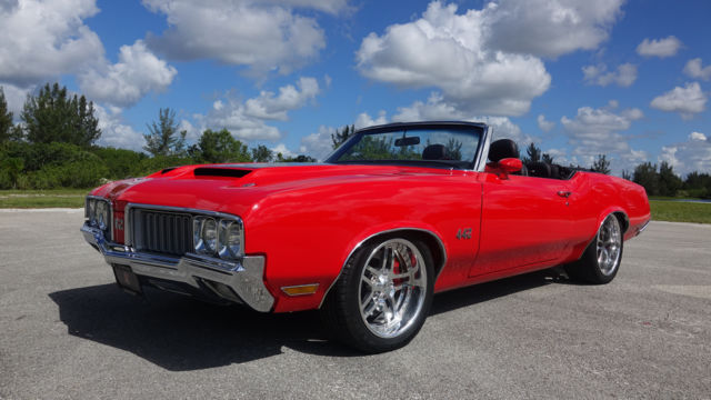 1970 Oldsmobile Cutlass 442 Convertible "502 cid V-8/Ram-Jet Fuel Injection" 1970 Oldsmobile 442 Cutlass