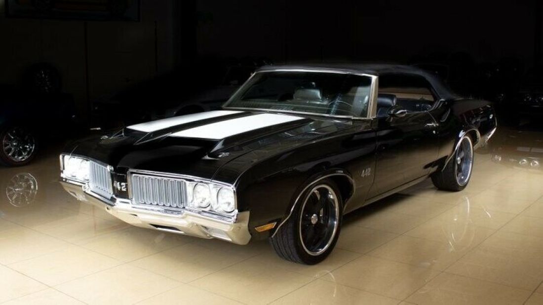 1970 Oldsmobile Cutlass 442 Convertible - photo 2