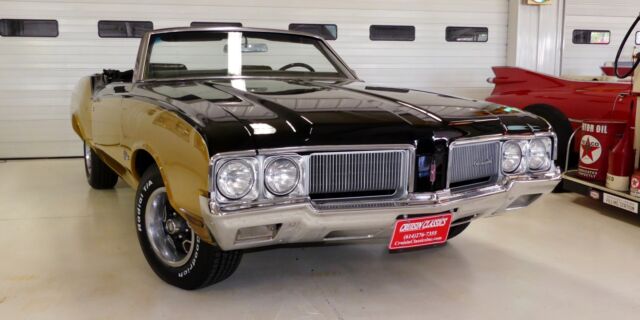 1970 Oldsmobile Cutlass -- - photo 4