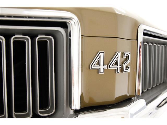 1970 Oldsmobile Cutlass 442 - photo 6