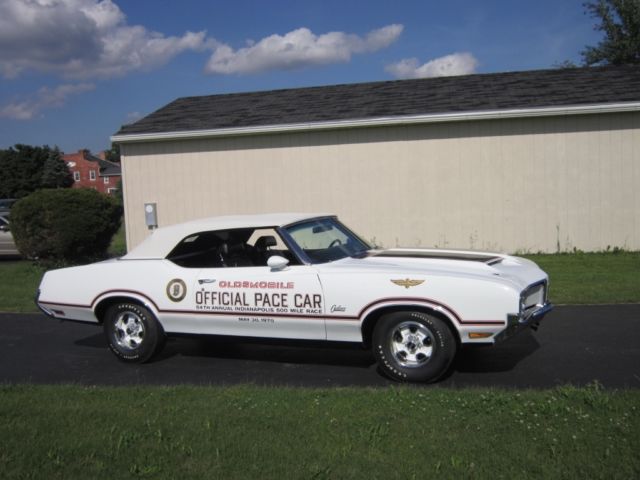 1970 Oldsmobile Cutlass Pace Car - photo 3