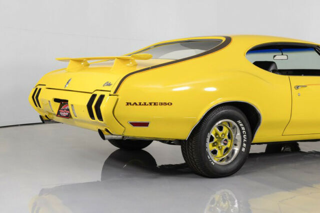 1970 Oldsmobile Cutlass Rallye 350 4-Speed - photo 11