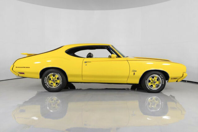 1970 Oldsmobile Cutlass Rallye 350 4-Speed - photo 12