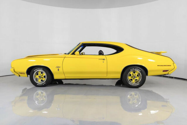 1970 Oldsmobile Cutlass Rallye 350 4-Speed - photo 7