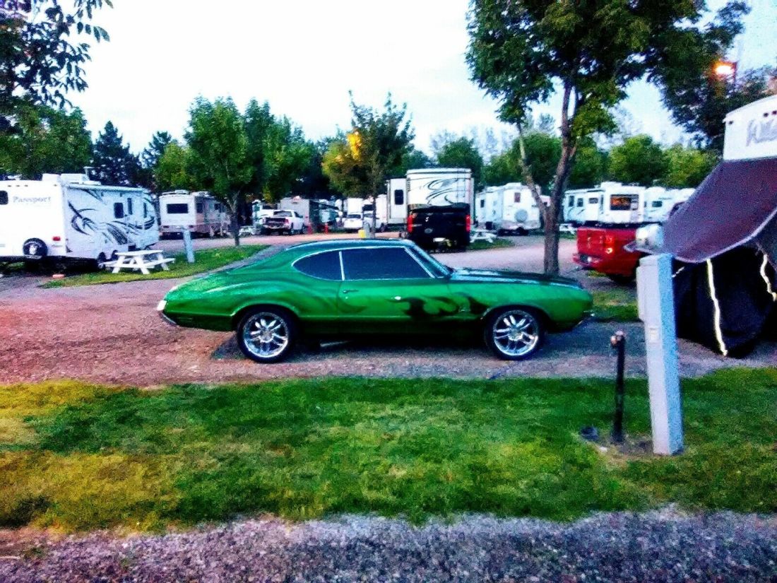 1970 Oldsmobile Cutlass S - photo 3