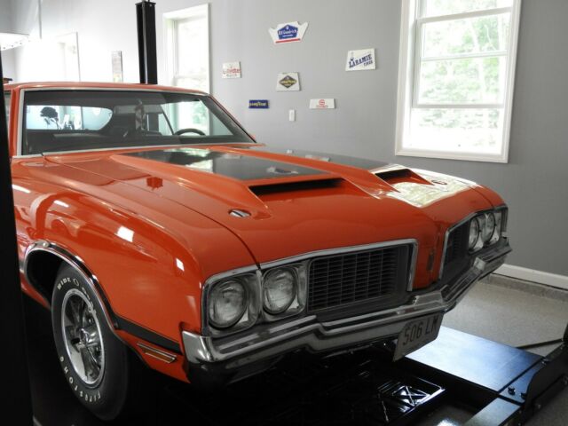 1970 Oldsmobile Cutlass S Holiday Coupe - photo 2