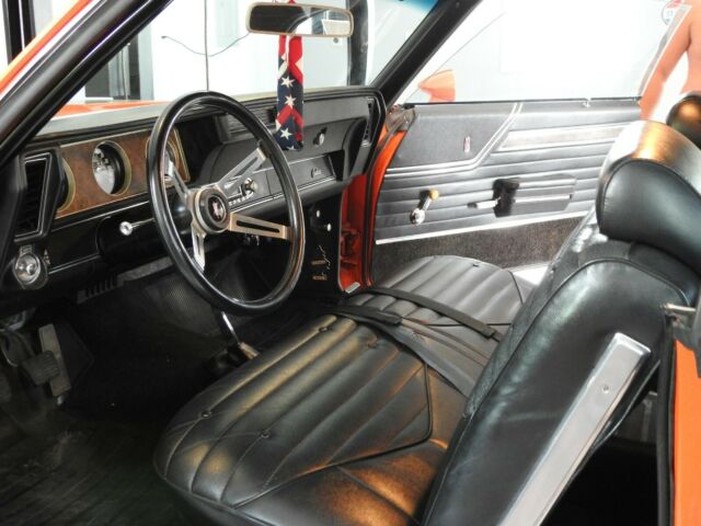 1970 Oldsmobile Cutlass S Holiday Coupe - photo 5