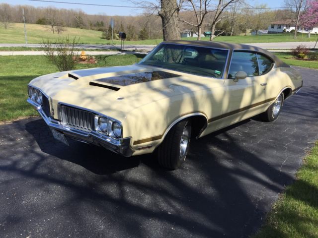 1970 Oldsmobile Cutlass S Low Miles 1970 Oldsmobile Cutlass