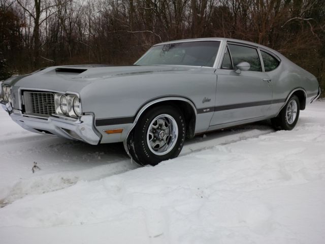1970 Oldsmobile Cutlass S Post Coupe W-31 1970 Oldsmobile Cutlass S Post Coupe