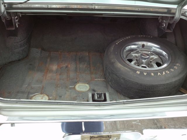 1970 Oldsmobile Cutlass S Post Coupe - photo 12
