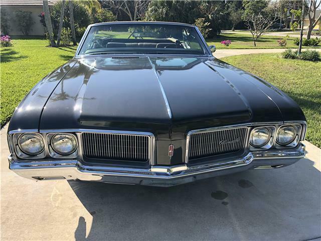 1970 Oldsmobile Cutlass -- - photo 4