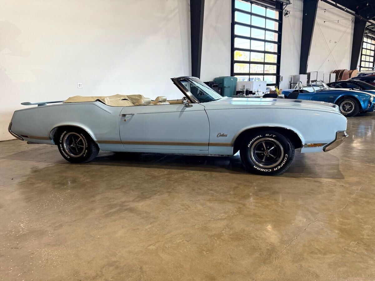 1970 Oldsmobile Cutlass 2dr Convertible - photo 10