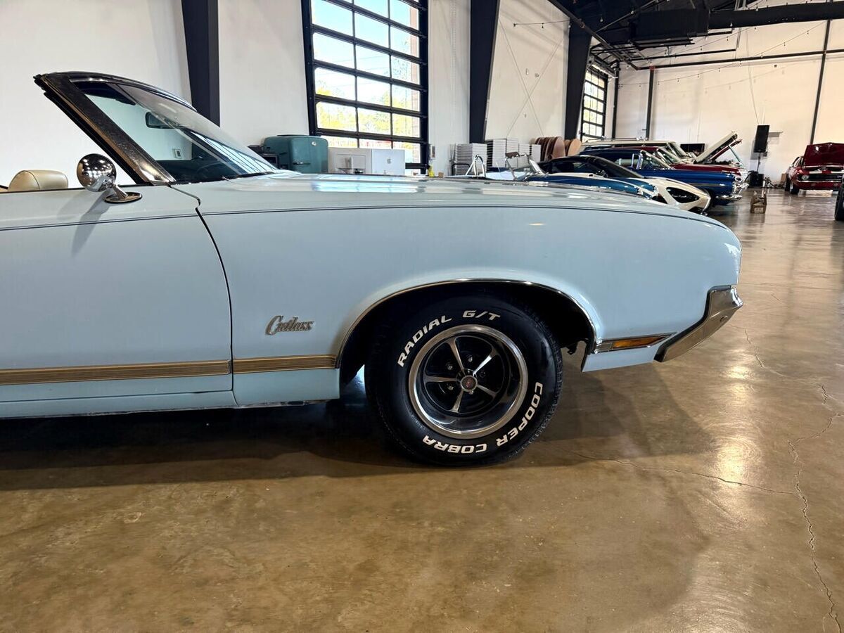 1970 Oldsmobile Cutlass 2dr Convertible - photo 13