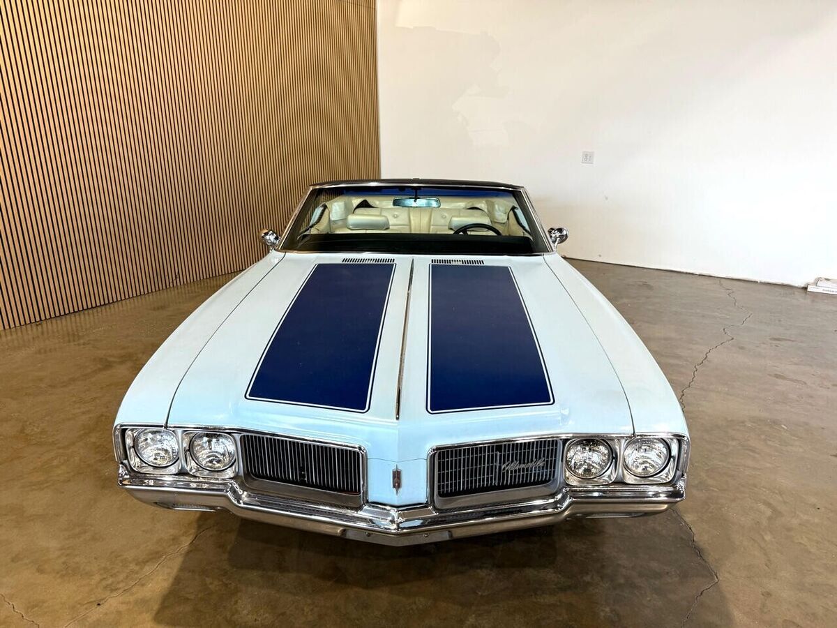 1970 Oldsmobile Cutlass 2dr Convertible - photo 6