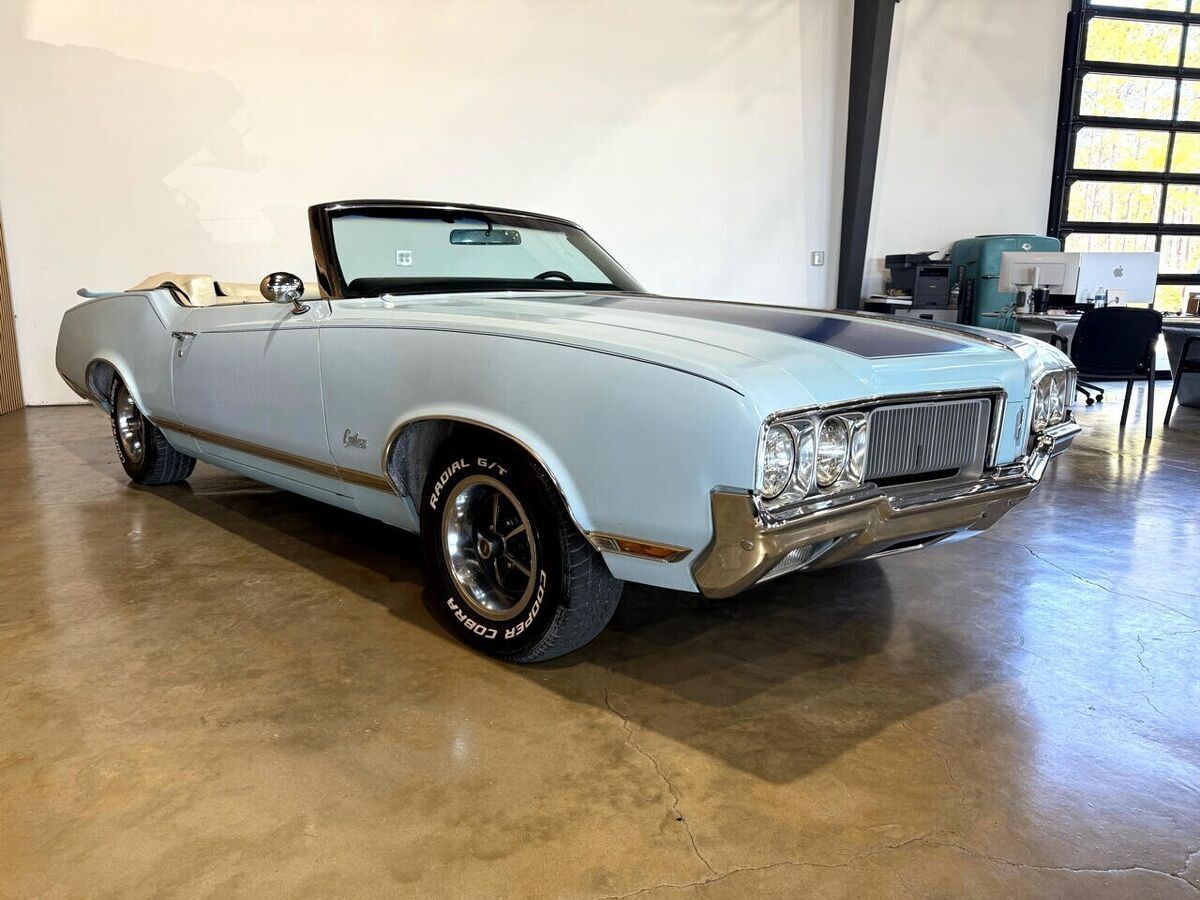 1970 Oldsmobile Cutlass 2dr Convertible - photo 7