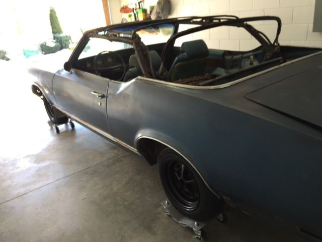1970 Oldsmobile Cutlass convertible - photo 4