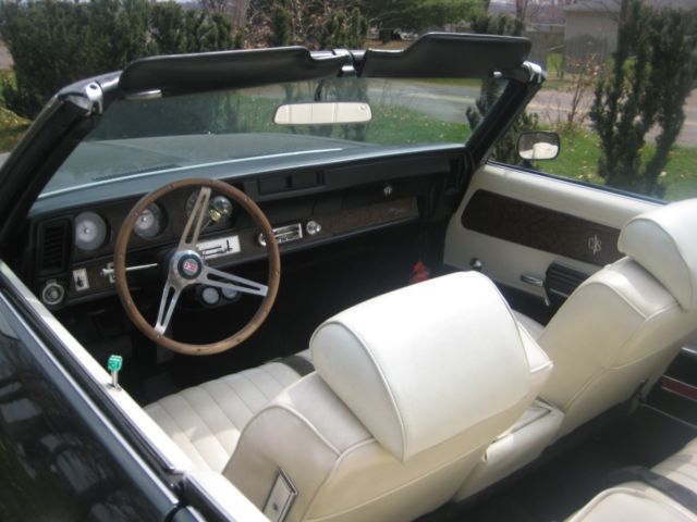 1970 Oldsmobile Cutlass Convertible - photo 4