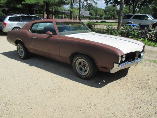 1970 Oldsmobile Cutlass SX - photo 2