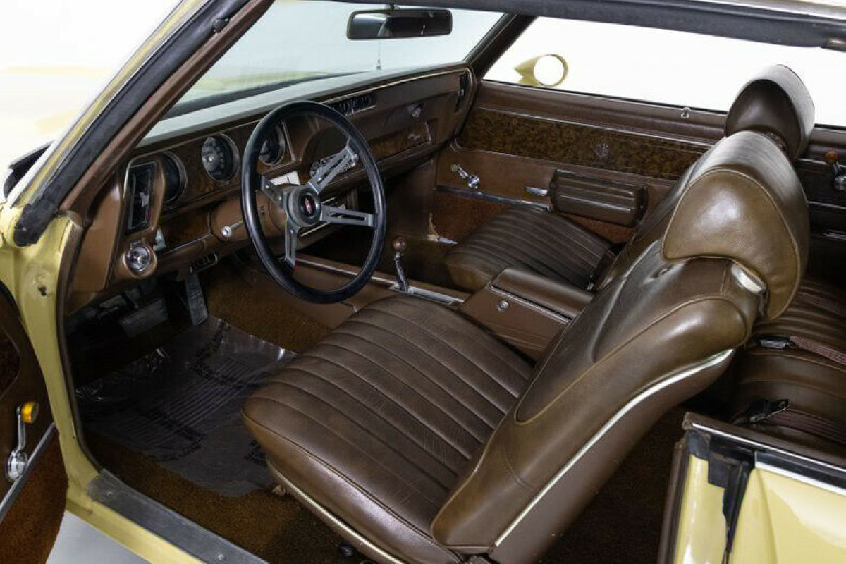 1970 Oldsmobile Cutlass SX455 - photo 2