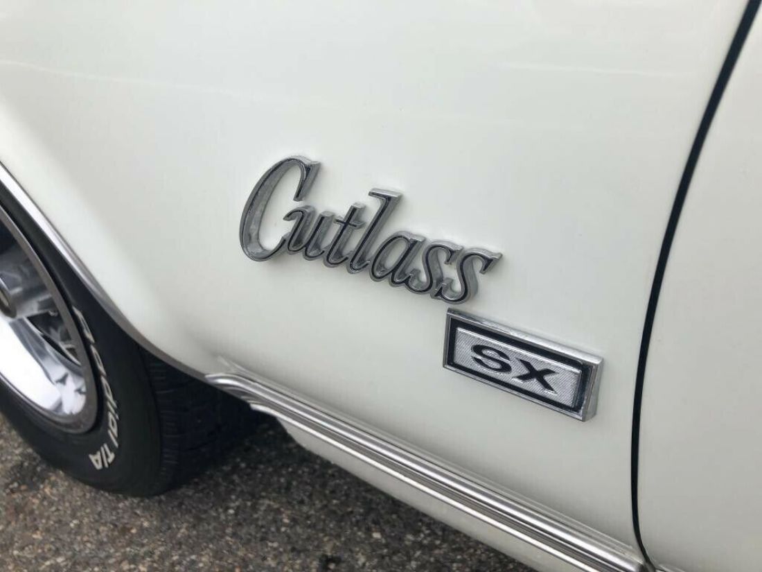 1970 Oldsmobile Cutlass - photo 2