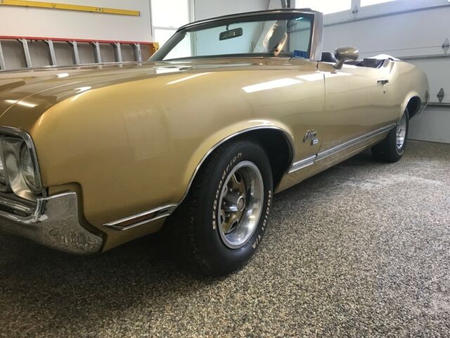 1970 Oldsmobile Cutlass - photo 2