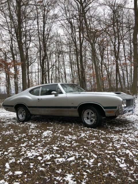 1970 Oldsmobile 442 CUTLASS - photo 2