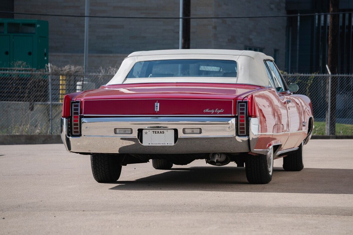 1970 Oldsmobile Ninety-Eight Convertible - photo 8