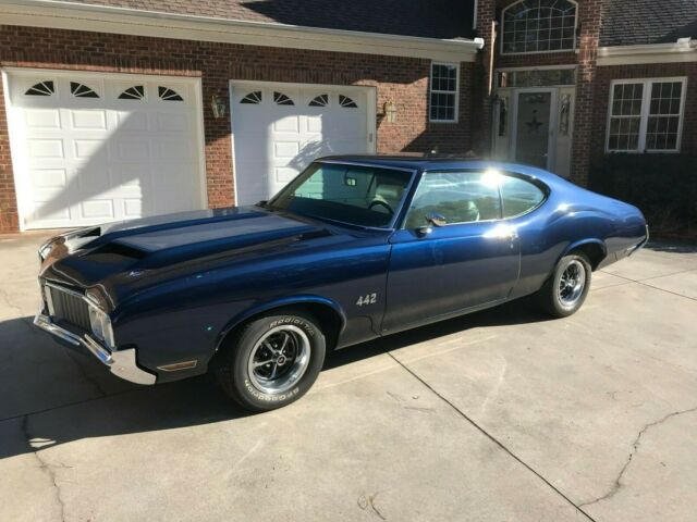 1970 Oldsmobile (real) 442 455 Auto, A/C, Power Disc brakes, PS, Factory Tint 1970 Oldsmobile 442 2 Door Base Hard Top